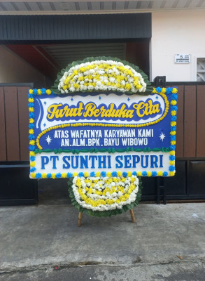 Papan Bunga Duka di Kwarakan