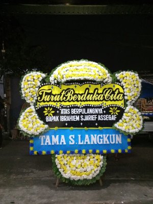Papan Bunga Duka di Kwarakan